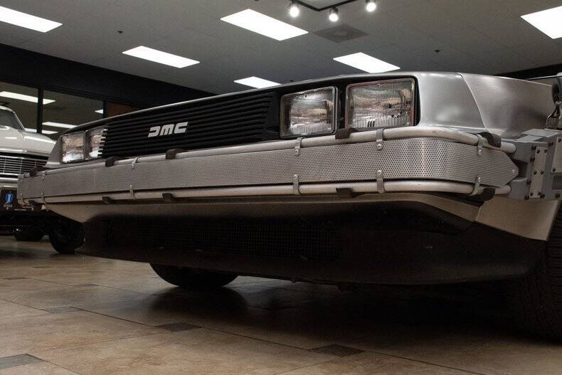 1981 DeLorean DMC-12