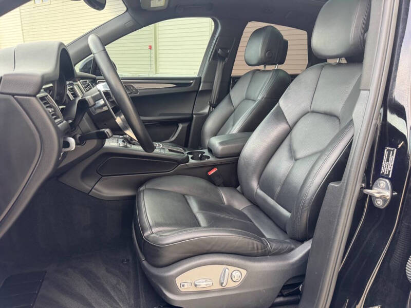 2016 Porsche Macan S