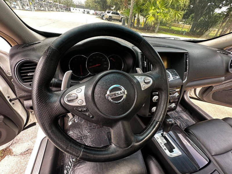 2014 Nissan Maxima