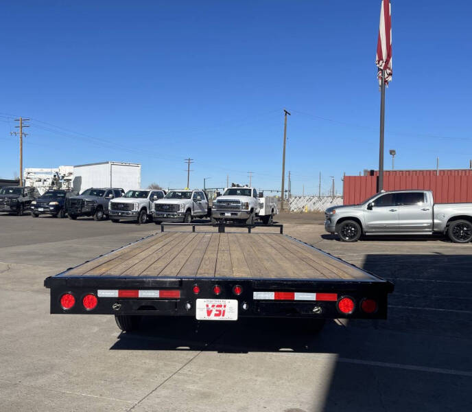 2026 PJ Trailers L7
