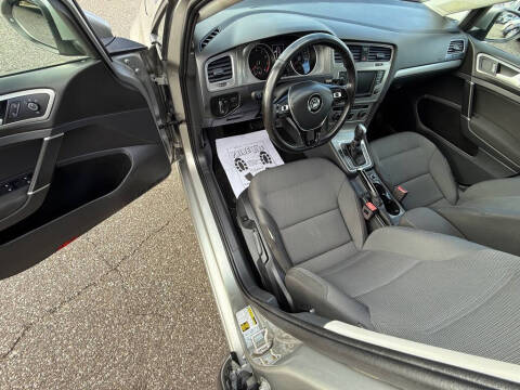 2017 Volkswagen Golf SportWagen TSI S 4Motion