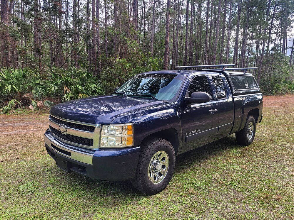 2011 Chevrolet Silverado 1500 for sale at Flagler Auto Center in Bunnell, FL