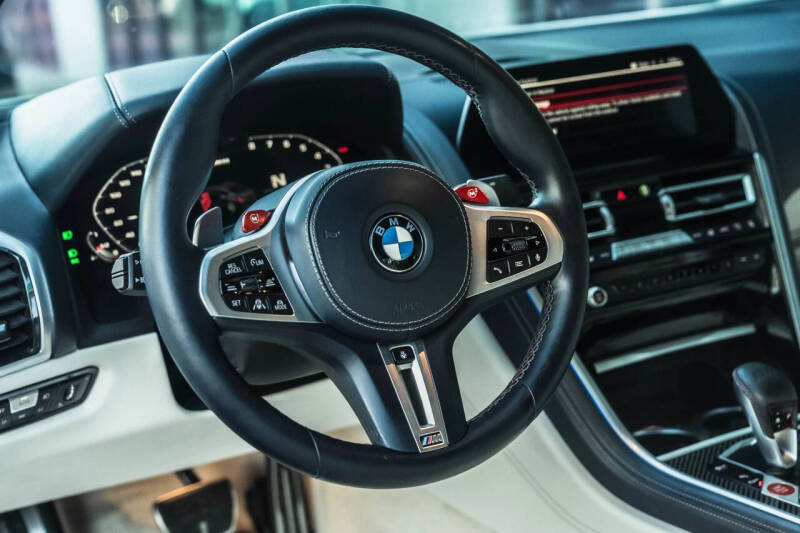2020 BMW M8