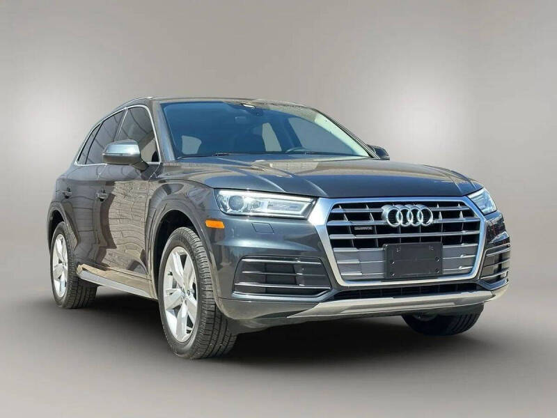 2019 Audi Q5 quattro Premium 45 TFSI