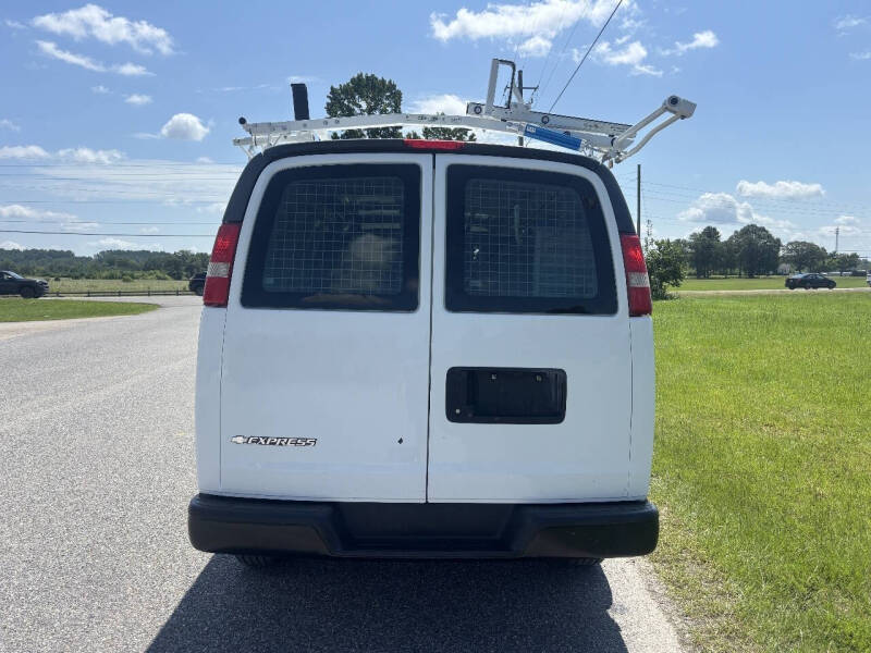 2017 Chevrolet Express 2500