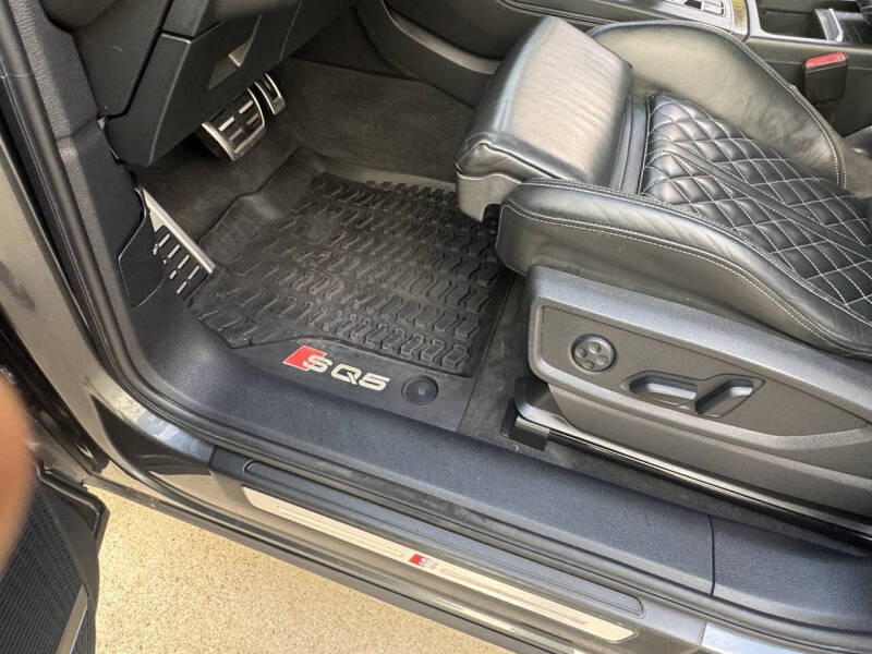 2020 Audi SQ5 3.0T quattro Premium Plus