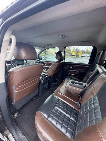 2017 Nissan Titan Platinum Reserve