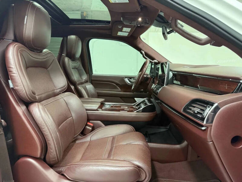 2020 Lincoln Navigator L Black Label