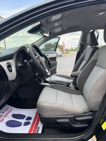 2017 Toyota Corolla LE