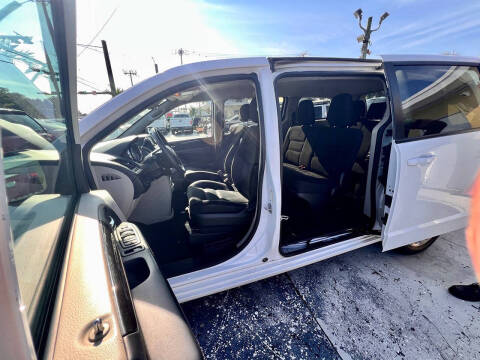 2018 Dodge Grand Caravan SE