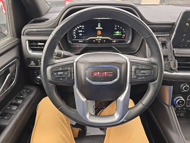 2024 GMC Yukon XL SLT