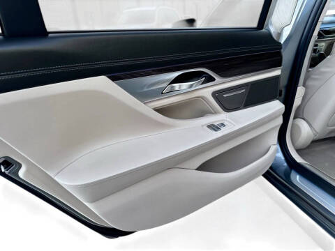 2016 BMW 7 Series 740i