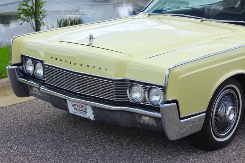 1967 Lincoln Continental