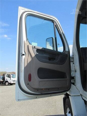 2014 Freightliner Cascadia