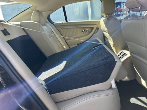 2019 Ford Taurus SEL