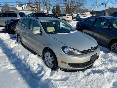 2011 Volkswagen Jetta for sale at A Class Auto Sales in Indianapolis IN