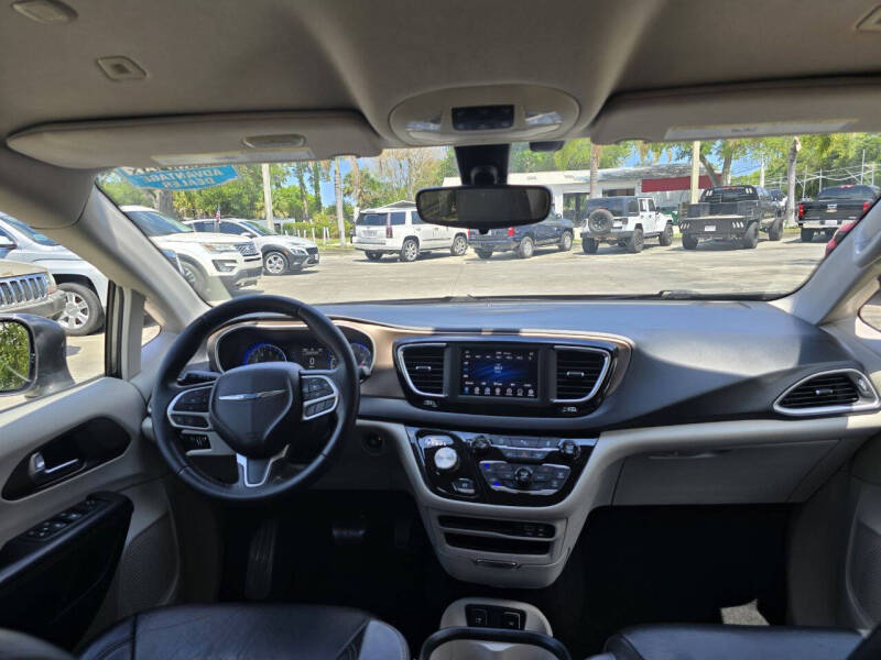 2018 Chrysler Pacifica Touring L