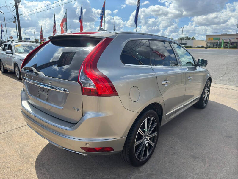 2016 Volvo XC60 T5 Drive-E Premier