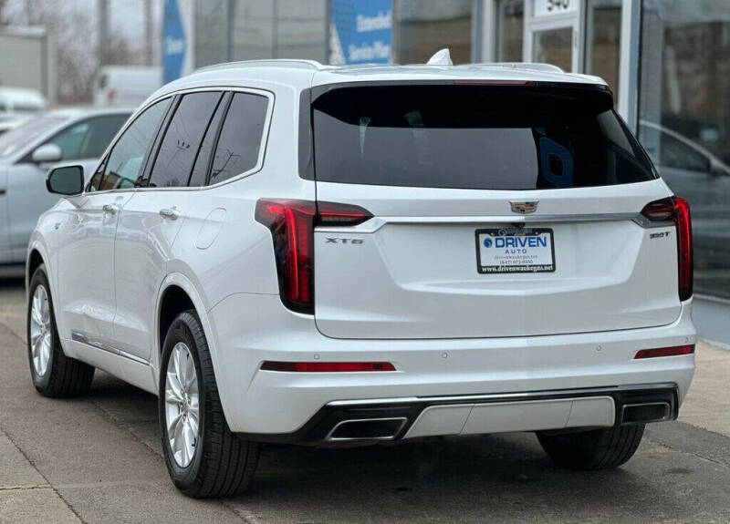 2022 Cadillac XT6 Luxury