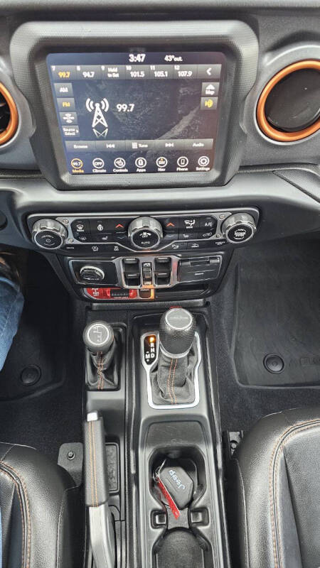 2021 Jeep Gladiator Mojave