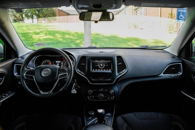 2020 Jeep Cherokee Latitude
