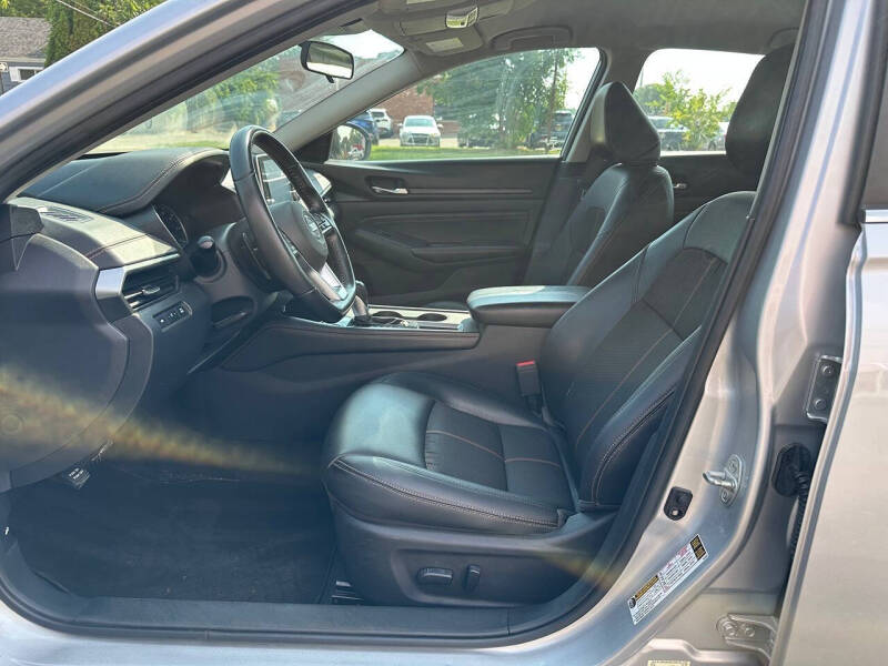 2020 Nissan Altima 2.5 SR