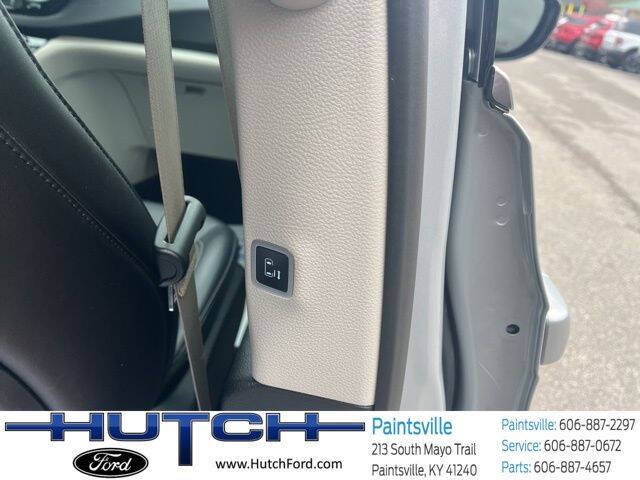 2024 Chrysler Pacifica Touring L