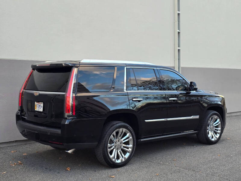 2017 Cadillac Escalade Premium Luxury