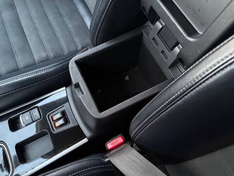 2019 Mitsubishi Outlander SE