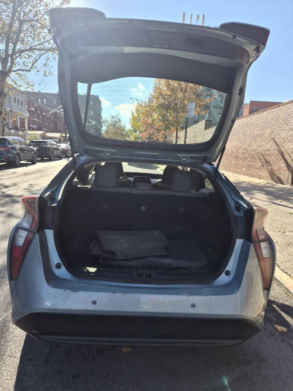 2018 Toyota Prius Three