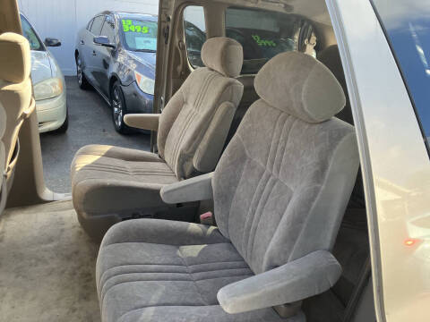 2000 Toyota Sienna LE