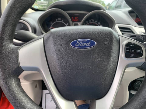 2012 Ford Fiesta SE