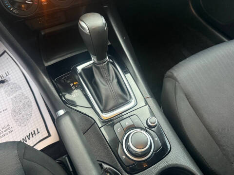 2016 Mazda MAZDA3 i Sport