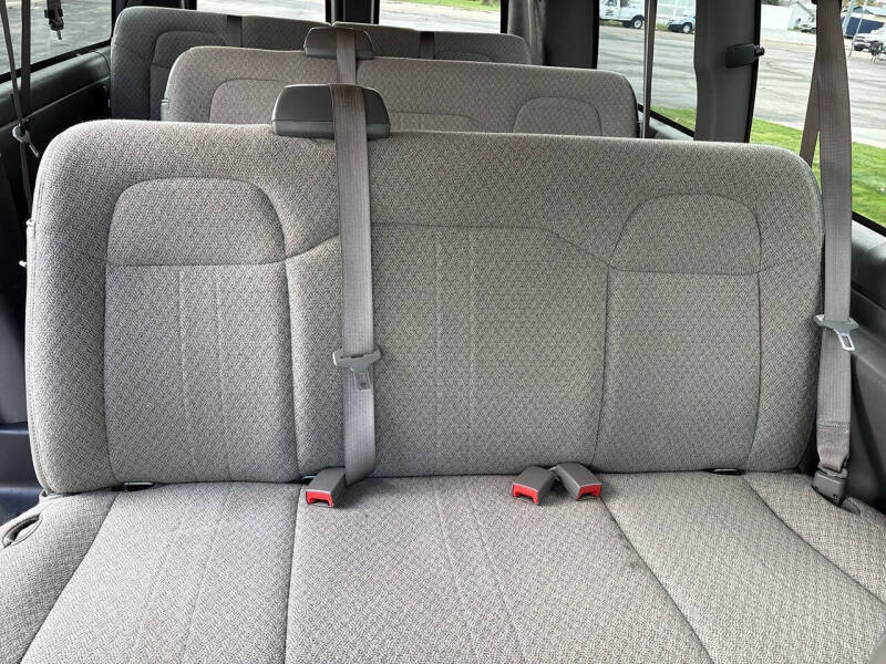 2023 Chevrolet Express LS 3500