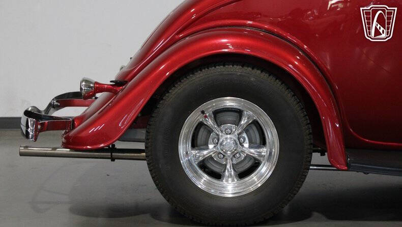 1933 Ford Tudor