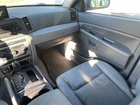 2005 Jeep Grand Cherokee Laredo