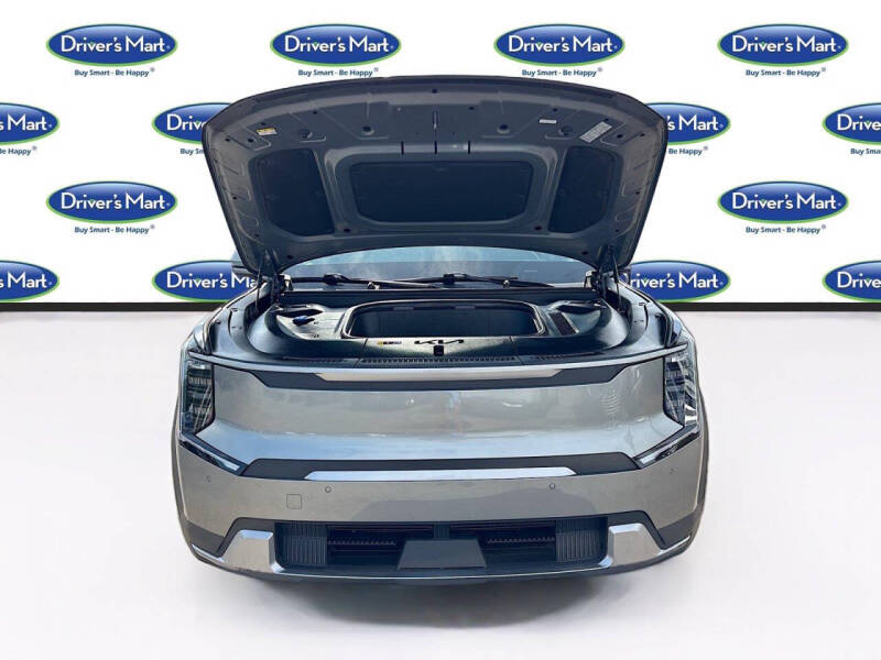 2024 Kia EV9 Light Long Range