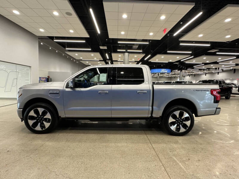 2023 Ford F-150 Lightning XLT