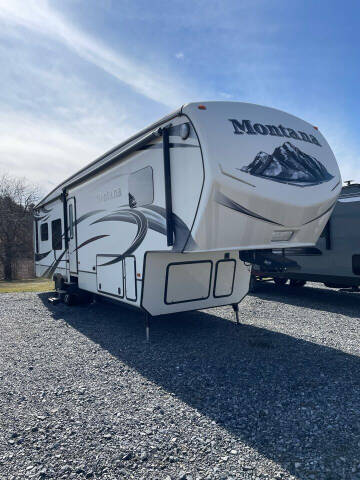 2015 Keystone MONTANA 3582RL for sale at Appalachian Auto LLC in Jonestown PA