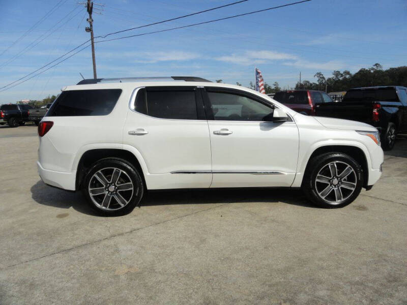 2018 GMC Acadia Denali photo 5