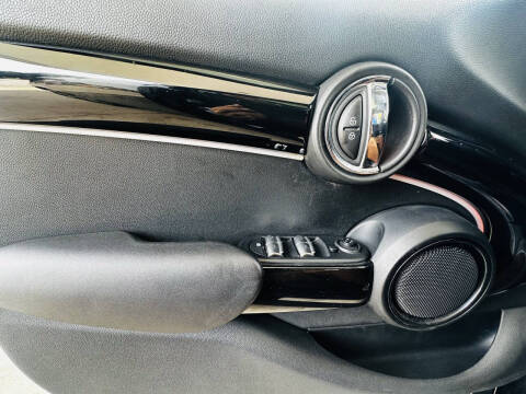 2016 MINI Hardtop 4 Door Cooper