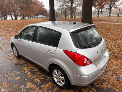 2009 Nissan Versa 1.8 S