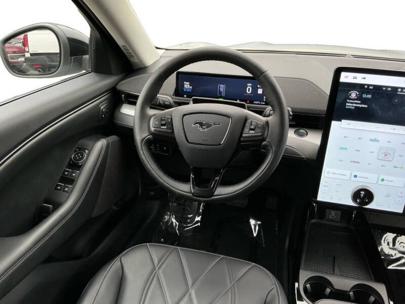 2023 Ford Mustang Mach-E Select