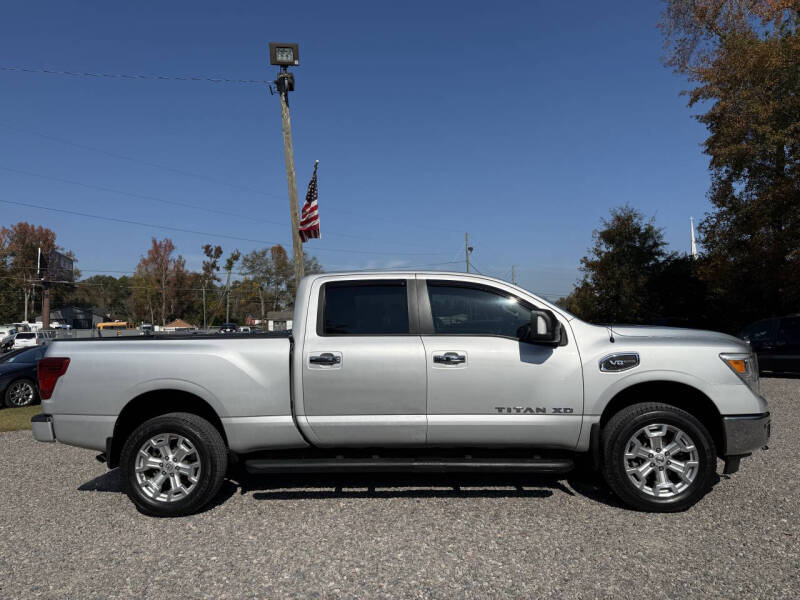 2017 Nissan Titan XD SV