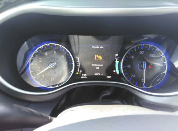 2023 Chrysler Pacifica Touring L