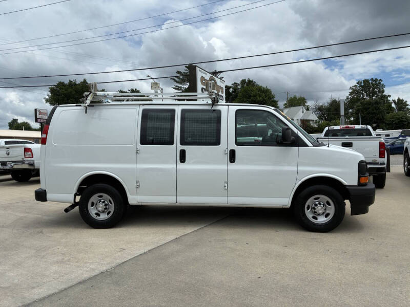 2017 Chevrolet Express 2500