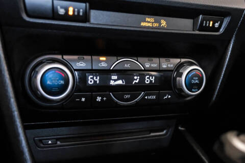 2015 Mazda MAZDA3 i Grand Touring