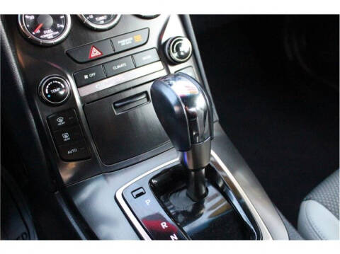 2013 Hyundai Genesis Coupe 2.0T Premium