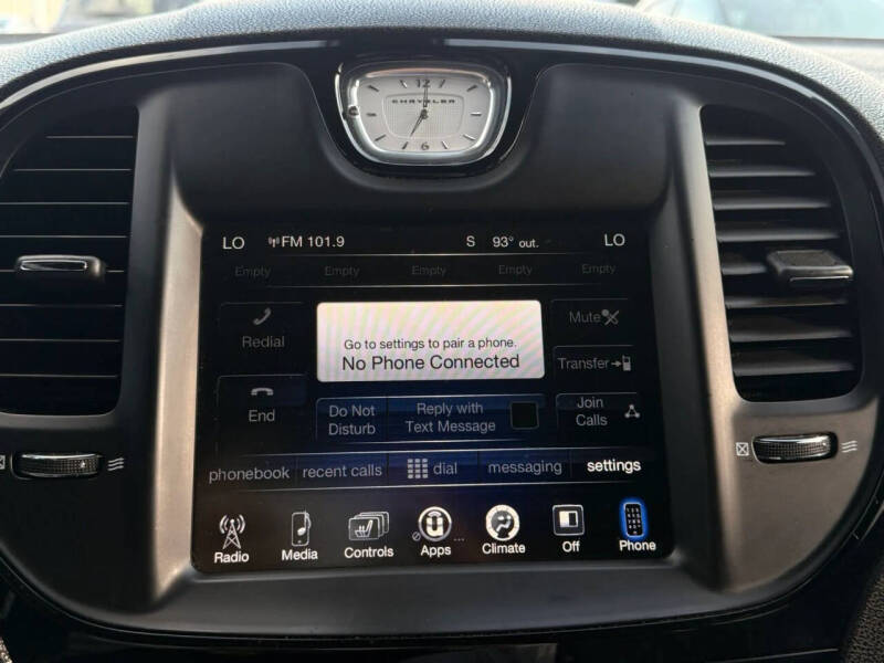 2016 Chrysler 300