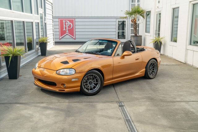 2000 Mazda MX-5 Miata 2